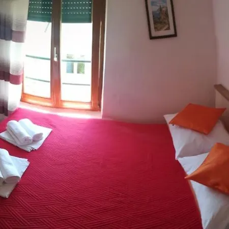 Apartment Knezic Igrane