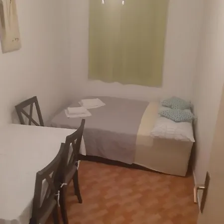 Knezic Appartement *