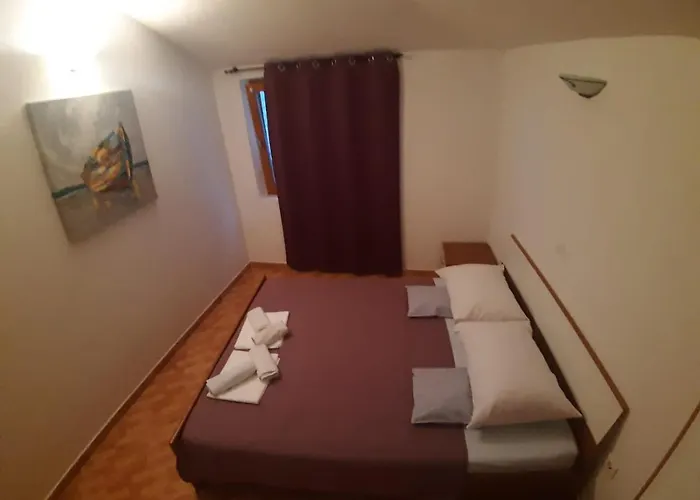 Knezic Apartmán *